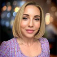 Dr Rhiannon Bray